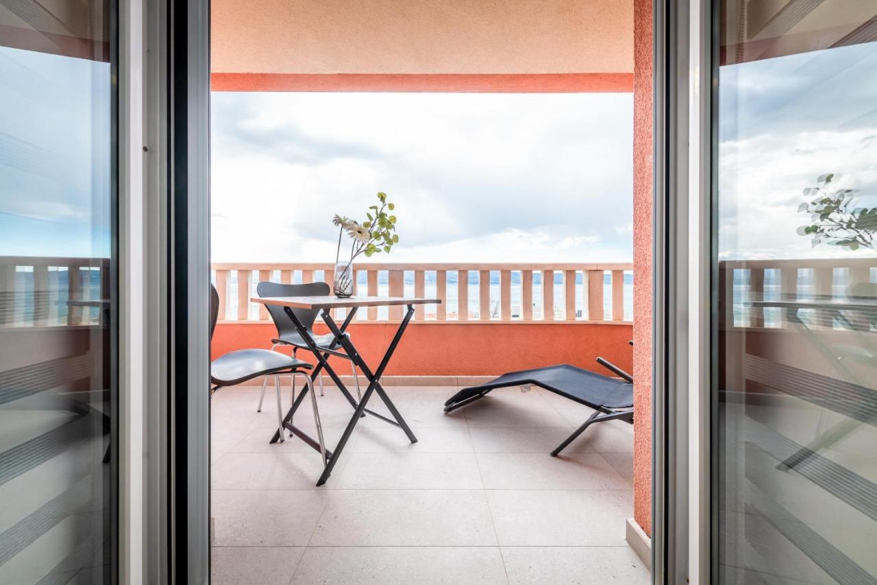 Duće Apartments Matea מראה חיצוני תמונה